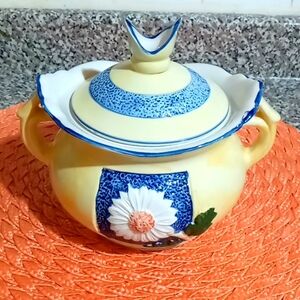 VINTAGE CERAMIC POTTERY SOUP BOWL